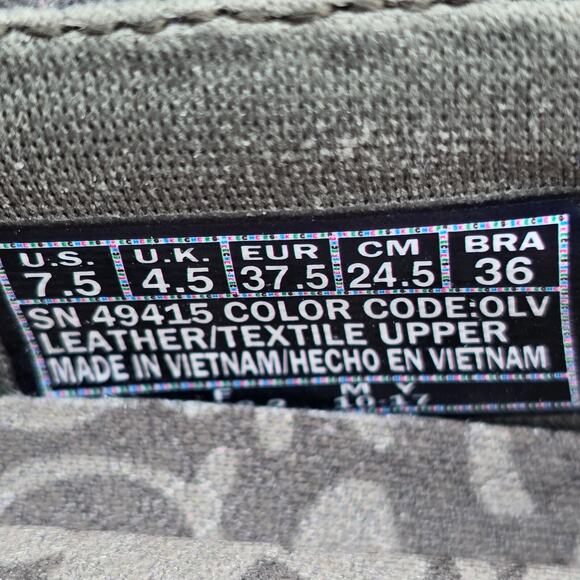 Skechers Shoes Womens 7.5 Olive Suede Leather Bikers Relaxed Fit Slip On Loafers - Picture 7 of 7